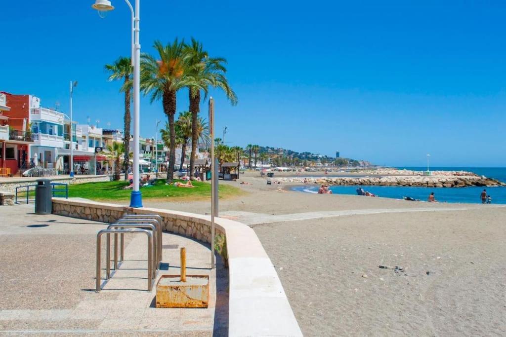 Vivienda Unica A 10 Metros De La Playa Villa Málaga Eksteriør bilde